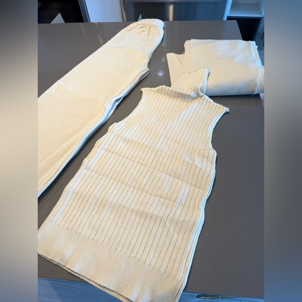Elegant Cream Women 3 piece set pants, long cardigan, turtleneck sleeveless top - Picture 6 of 10